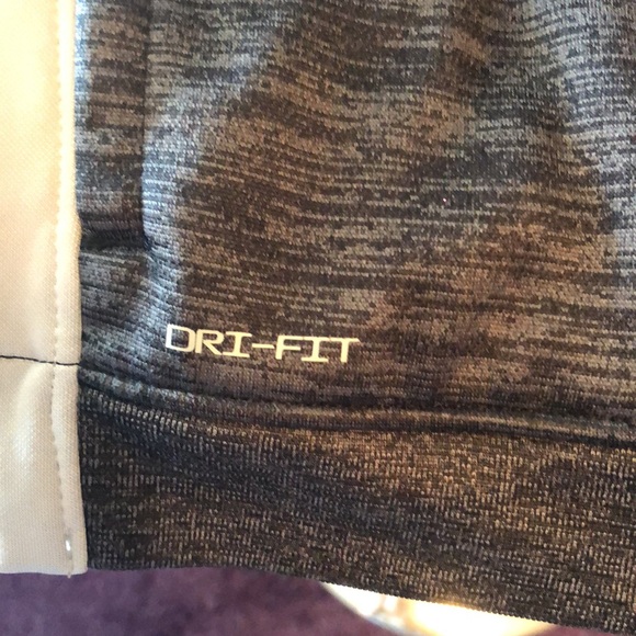 Set of (2) Nike Baby Boy Clothes 18 months - Picture 13 of 15